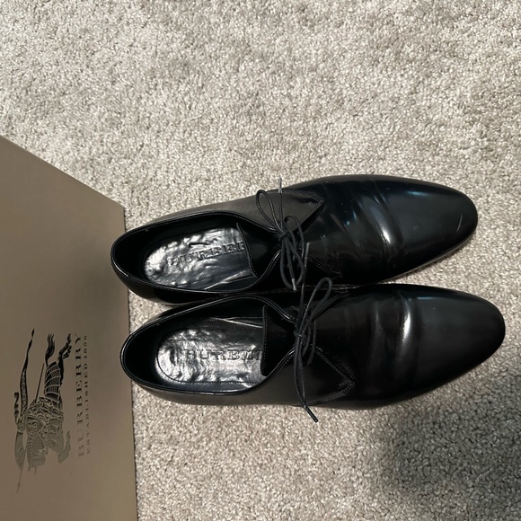 Burberry Men’s Derby Size 8.5 - Picture 2 of 4